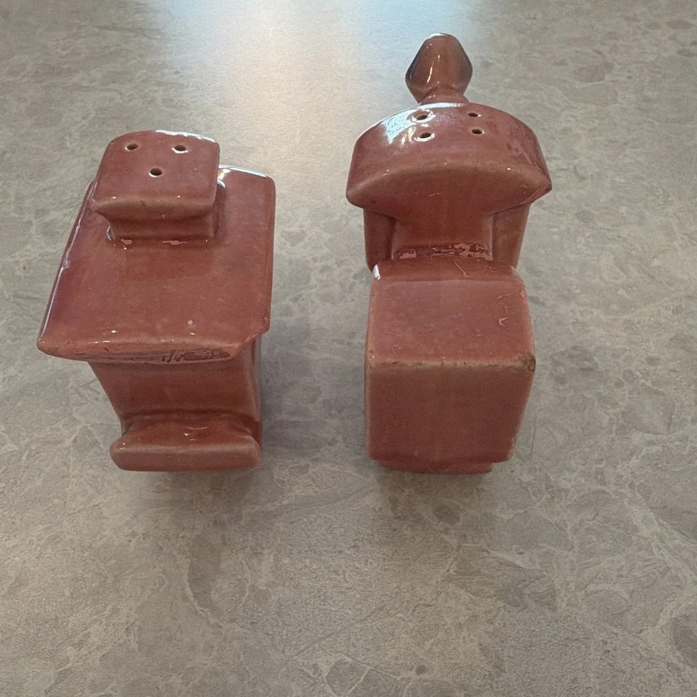 Vintage Pink Ceramic Train Salt and Pepper Shakers Set 2pc Novelty Locomotive